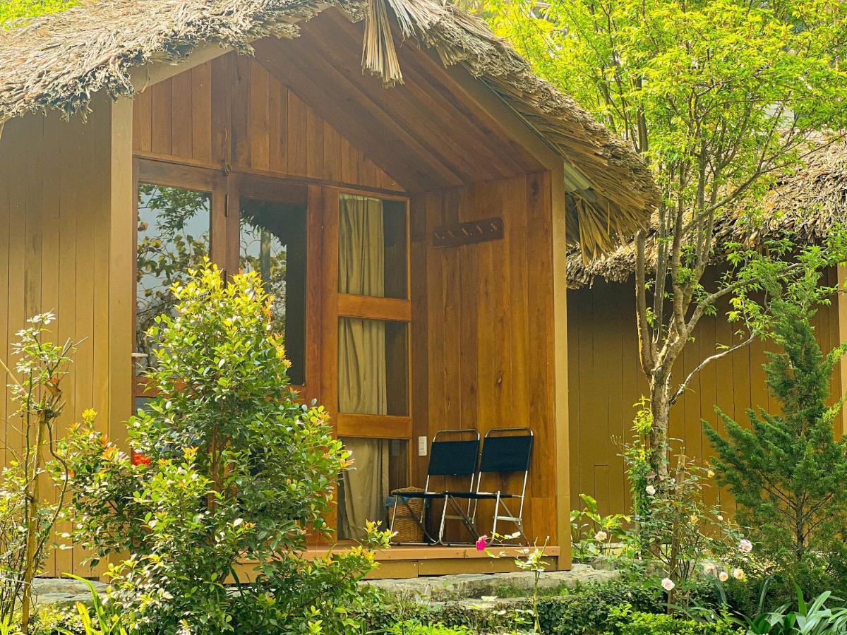 Tom'S Du Gia Homestay Làng Cac Εξωτερικό φωτογραφία