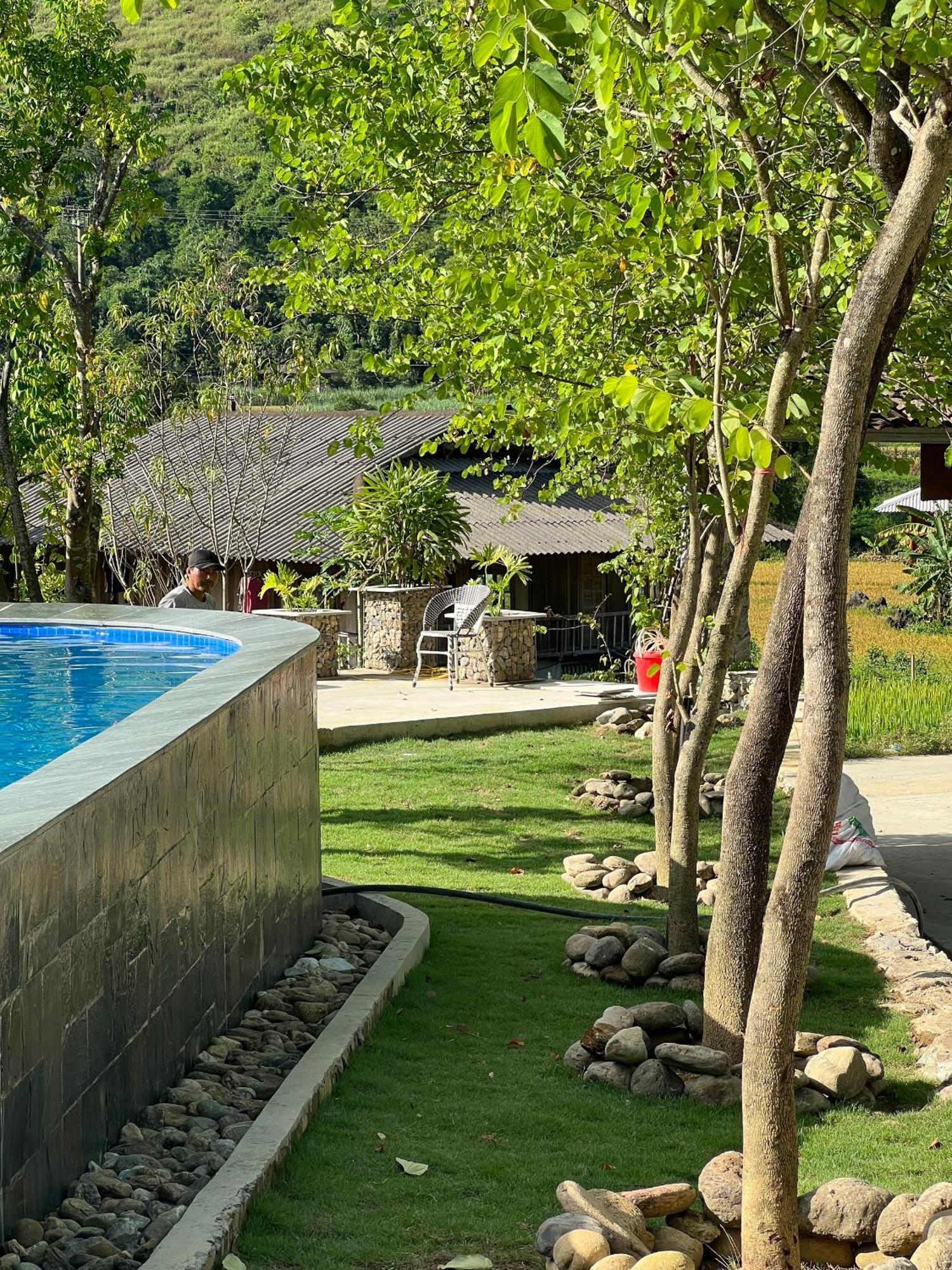 Tom'S Du Gia Homestay Làng Cac Εξωτερικό φωτογραφία